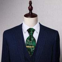 Fashion Green Paisley Silk Necktie with Golden Tie Clip